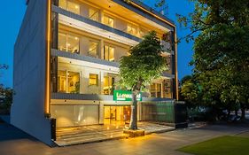 Limewood Signature - Golf Course Extension Road